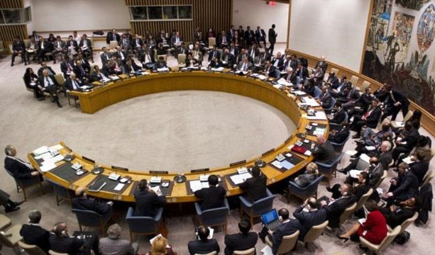 مجلس الأمن:لاقرار تحت الفصل السابع شرط التزام النظام بتنفيذ إلتزاماته مجلس الأمن:لاقرار تحت الفصل السابع شرط التزام النظام بتنفيذ إلتزاماته