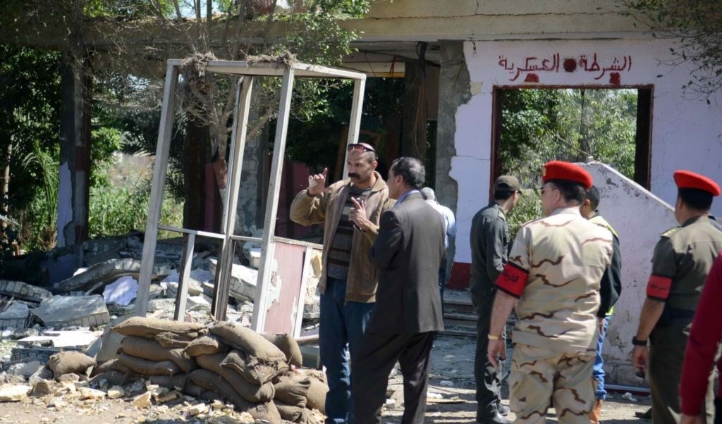 اشتباك في محافظة القليبوبية بين الجيش المصر ومسلحين اشتباك في محافظة القليبوبية بين الجيش المصر ومسلحين