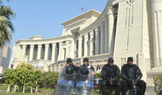 تصاعد التوتر بين الإخوان والسلطات المصرية تصاعد التوتر بين الإخوان والسلطات المصرية