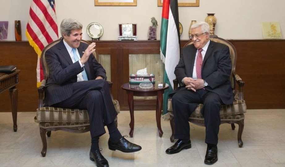 عباس أعلن من الكويت رفض الفلسطينيين لفكرة يهودية الدولة عباس أعلن من الكويت رفض الفلسطينيين لفكرة يهودية الدولة