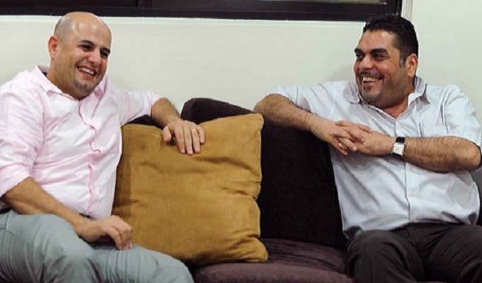 الشهيد القنطار مع كاتب قصته حسان الزين الشهيد القنطار مع كاتب قصته حسان الزين