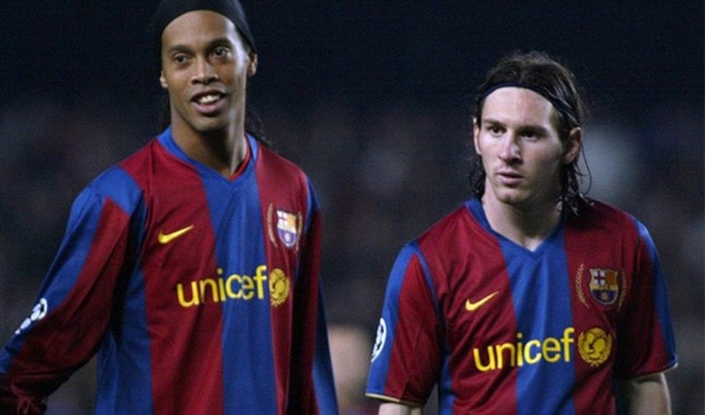 تزامل ميسي ورونالدينيو في برشلونة بين عامي 2004 و2008 تزامل ميسي ورونالدينيو في برشلونة بين عامي 2004 و2008