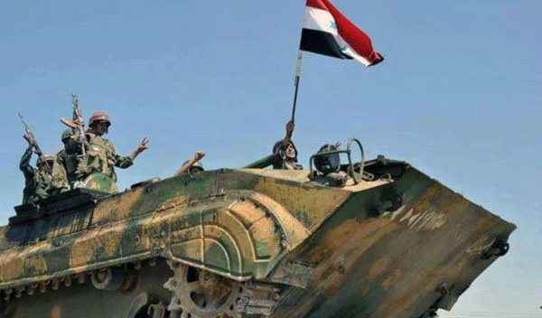 الجيش السوري يتقدم باتجاه المدخل الغربي لمهين الجيش السوري يتقدم باتجاه المدخل الغربي لمهين