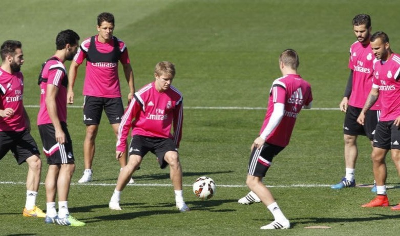 أوديغارد في تشكيلة ريال مدريد للمرة الأولى أوديغارد في تشكيلة ريال مدريد للمرة الأولى