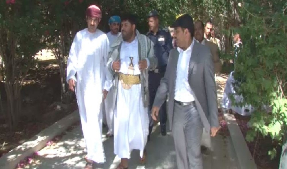 وفد "انصار الله" في اليمن يبحث مقدمات مؤتمر جنيف وفد "انصار الله" في اليمن يبحث مقدمات مؤتمر جنيف