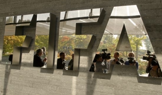 تم اعتقال المسؤولين في زيوريخ تم اعتقال المسؤولين في زيوريخ
