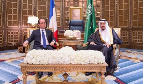 الرئيس الفرنسي الذي يزور الرياض سيشارك في القمة الخليجية كضيف شرف الرئيس الفرنسي الذي يزور الرياض سيشارك في القمة الخليجية كضيف شرف
