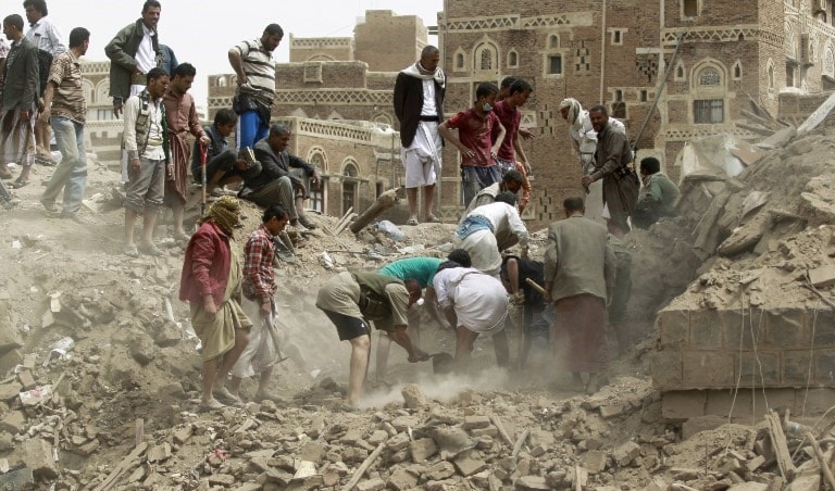 إحصائية جديدة لعدد ضحايا الحرب منذ آذار مارس الماضي بينهم نحو 1700 شهيد من الاطفال (أ ف ب) إحصائية جديدة لعدد ضحايا الحرب منذ آذار مارس الماضي بينهم نحو 1700 شهيد من الاطفال (أ ف ب)