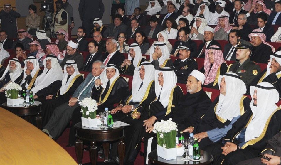 مؤتمر (العلوم في الحضارة الإسلامية وآثارها الفكرية والثقافية) يبدأ أعماله في الكويت مؤتمر (العلوم في الحضارة الإسلامية وآثارها الفكرية والثقافية) يبدأ أعماله في الكويت