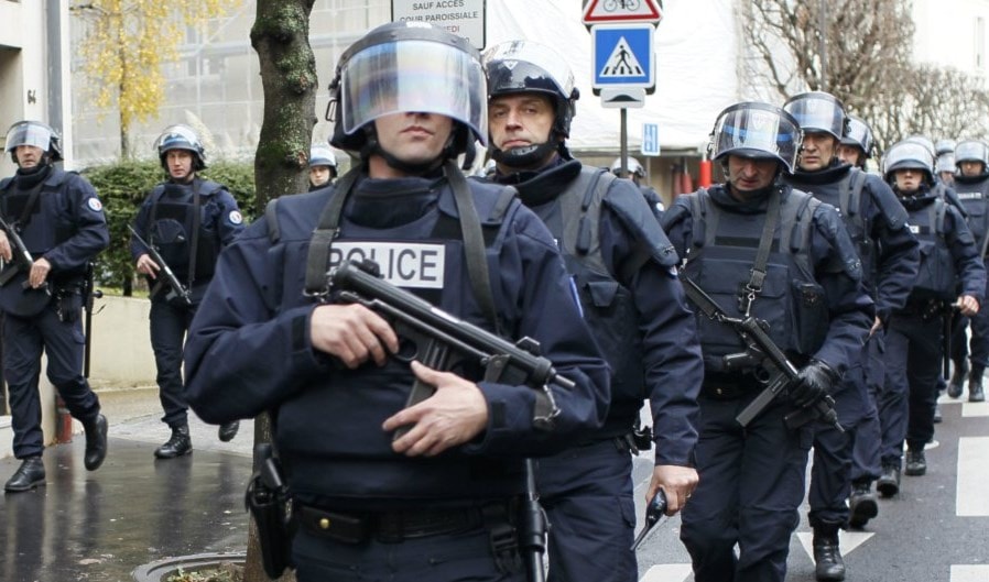 شرطة مكافحة الارهاب في فرنسا تحبط عملية ارهابية جديدة شرطة مكافحة الارهاب في فرنسا تحبط عملية ارهابية جديدة