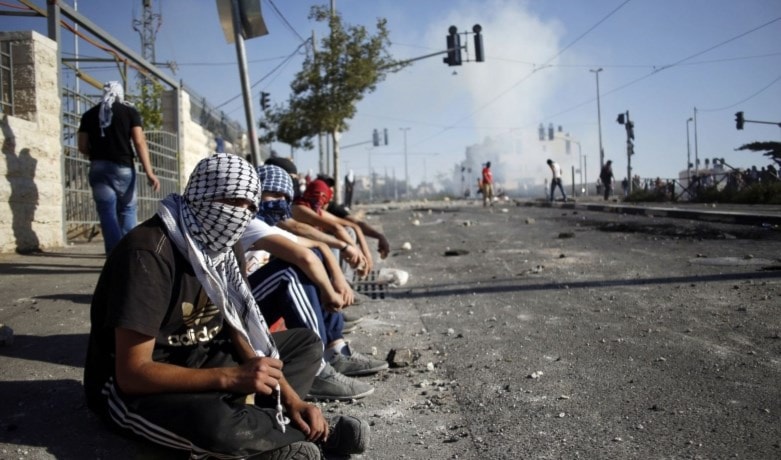 تراجع الاهتمام العربي بقضايا الشعب الفلسطيني بسبب الأزمات المستجدّة تراجع الاهتمام العربي بقضايا الشعب الفلسطيني بسبب الأزمات المستجدّة