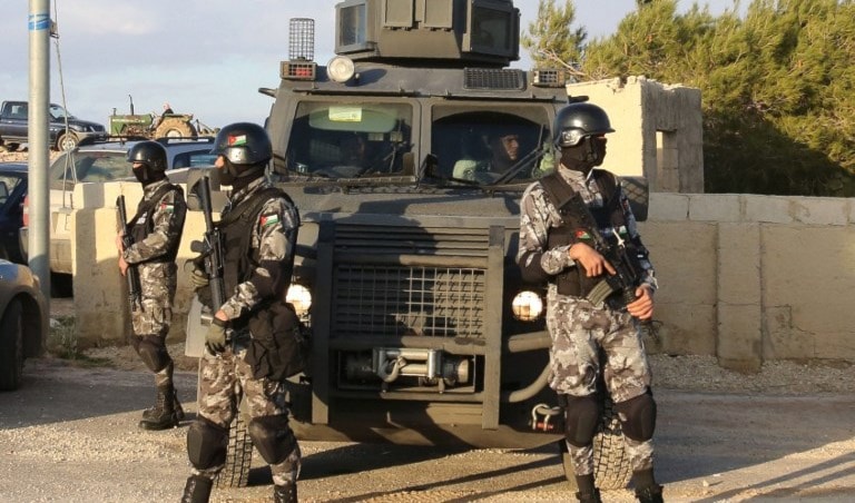 داعش تبنى هجوماً مسلحاً أودى بحياة 10 أشخاص في الكرك داعش تبنى هجوماً مسلحاً أودى بحياة 10 أشخاص في الكرك