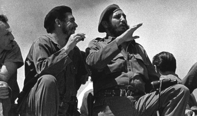 كتب كاسترو عن أفكاره الثورية كتب كاسترو عن أفكاره الثورية