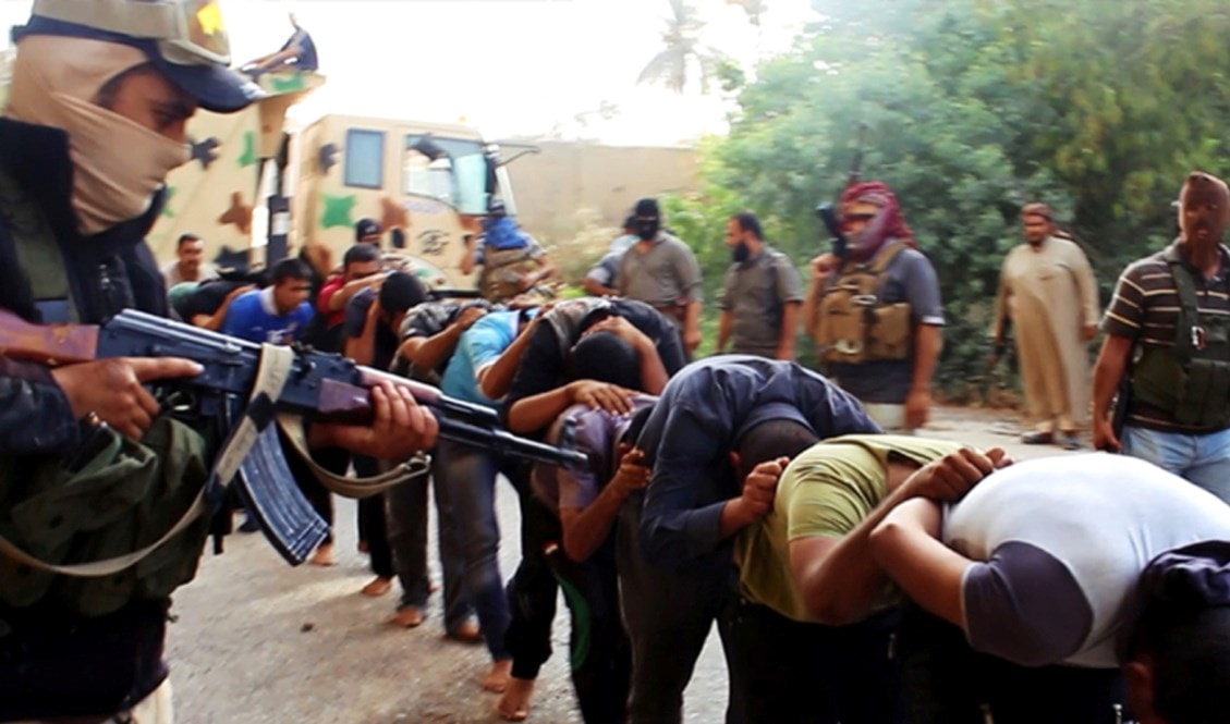 دعا المشرعون الى إنشاء محكمة دولية مكلفة بالتحقيق في جرائم الحرب دعا المشرعون الى إنشاء محكمة دولية مكلفة بالتحقيق في جرائم الحرب