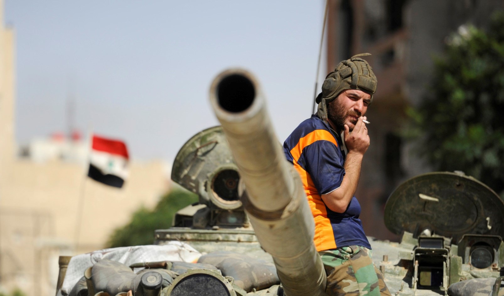 أفاد مراسل الميادين في حلب بحدوث قصف عنيف بالمدفعية وبالصواريخ أفاد مراسل الميادين في حلب بحدوث قصف عنيف بالمدفعية وبالصواريخ