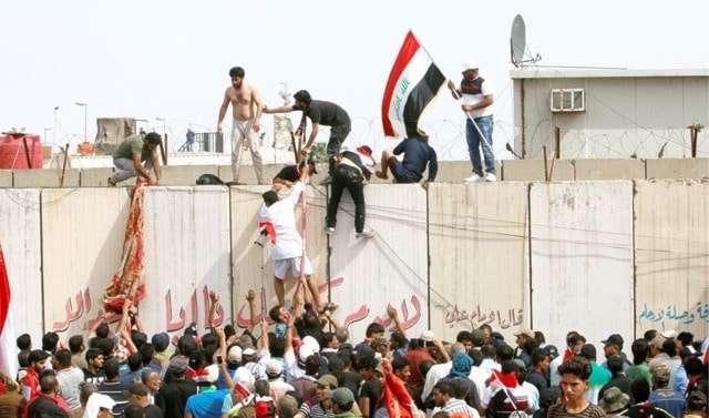 بغداد تحت سيطرة قوات الأمن بعد اقتحام أنصار التيار الصدري مبنيي البرلمان ومجلس الوزراء بغداد تحت سيطرة قوات الأمن بعد اقتحام أنصار التيار الصدري مبنيي البرلمان ومجلس الوزراء
