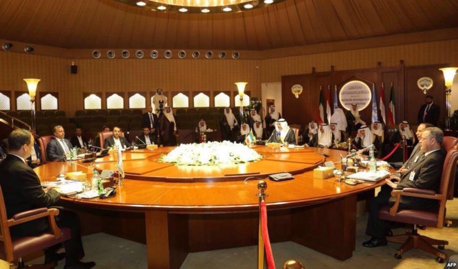 جلسة المشاورات اليمنية تستأنف أعمالها في الكويت جلسة المشاورات اليمنية تستأنف أعمالها في الكويت