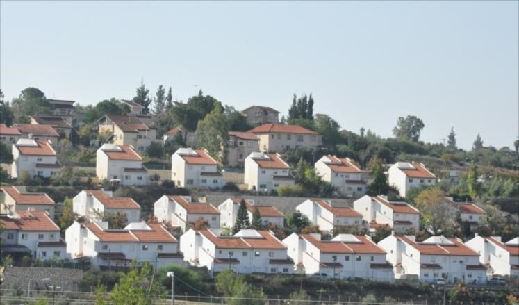 مستوطنة اسرائيلية في الأراضي الفلسطينية المحتلة مستوطنة اسرائيلية في الأراضي الفلسطينية المحتلة