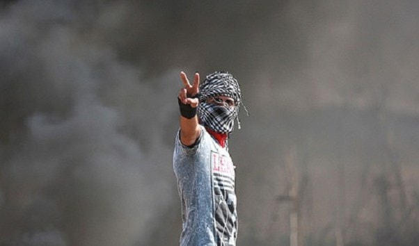 للانتفاضة الحالية الكثير مما يميزها عن سابقاتها من انتفاضات وثورات للانتفاضة الحالية الكثير مما يميزها عن سابقاتها من انتفاضات وثورات