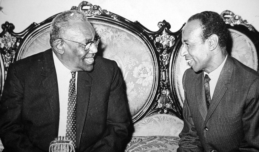 دعمت مصر الوحدويين في السودان بزعامة اسماعيل الأزهري دعمت مصر الوحدويين في السودان بزعامة اسماعيل الأزهري