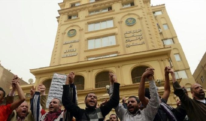 زادت الدعوات لتبني جماعة الإخوان المسلمين في مصر خيار النهضة في فصل الدعوي عن السياسي زادت الدعوات لتبني جماعة الإخوان المسلمين في مصر خيار النهضة في فصل الدعوي عن السياسي