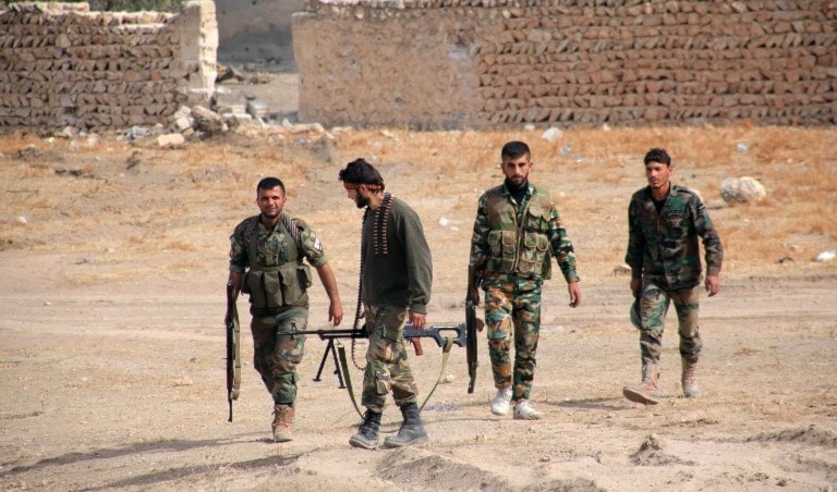 معارك عنيفة في المنطقة بين الجيش والجماعات المسلحة ف حلب معارك عنيفة في المنطقة بين الجيش والجماعات المسلحة ف حلب