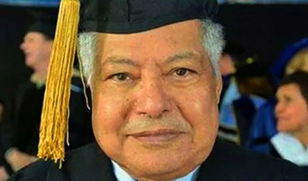 نشر العالم الراحل أكثر من 350 بحثاً علمياً في المجلات العلمية العالمية المتخصصة نشر العالم الراحل أكثر من 350 بحثاً علمياً في المجلات العلمية العالمية المتخصصة