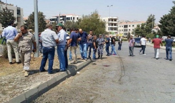 العبوة استهدفت منطقة تشهد حركة مرور كثيفة العبوة استهدفت منطقة تشهد حركة مرور كثيفة
