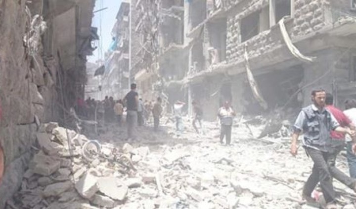 الطائرات السورية تستهدف مقراً للمسلحين شرقي حلب لأول مرة منذ بدء الهدنة الطائرات السورية تستهدف مقراً للمسلحين شرقي حلب لأول مرة منذ بدء الهدنة
