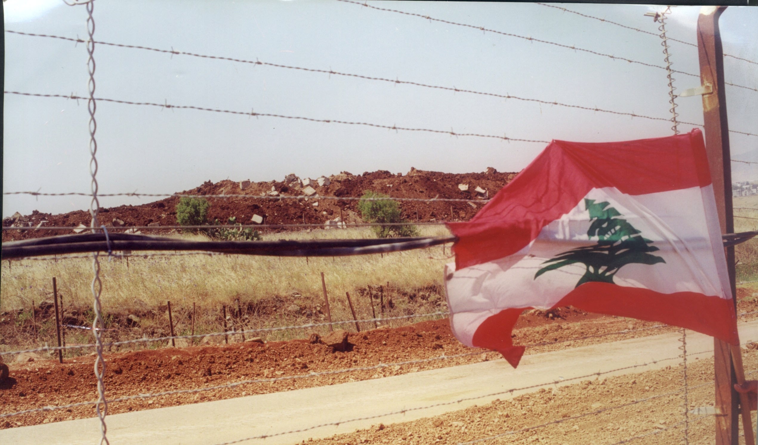 عدد كبير من الجنود تم شطبهم من لائحة الاحتياط التابعة لسلاح البر لانهم لم يتدربوا واعتبروا غير مؤهلين عدد كبير من الجنود تم شطبهم من لائحة الاحتياط التابعة لسلاح البر لانهم لم يتدربوا واعتبروا غير مؤهلين