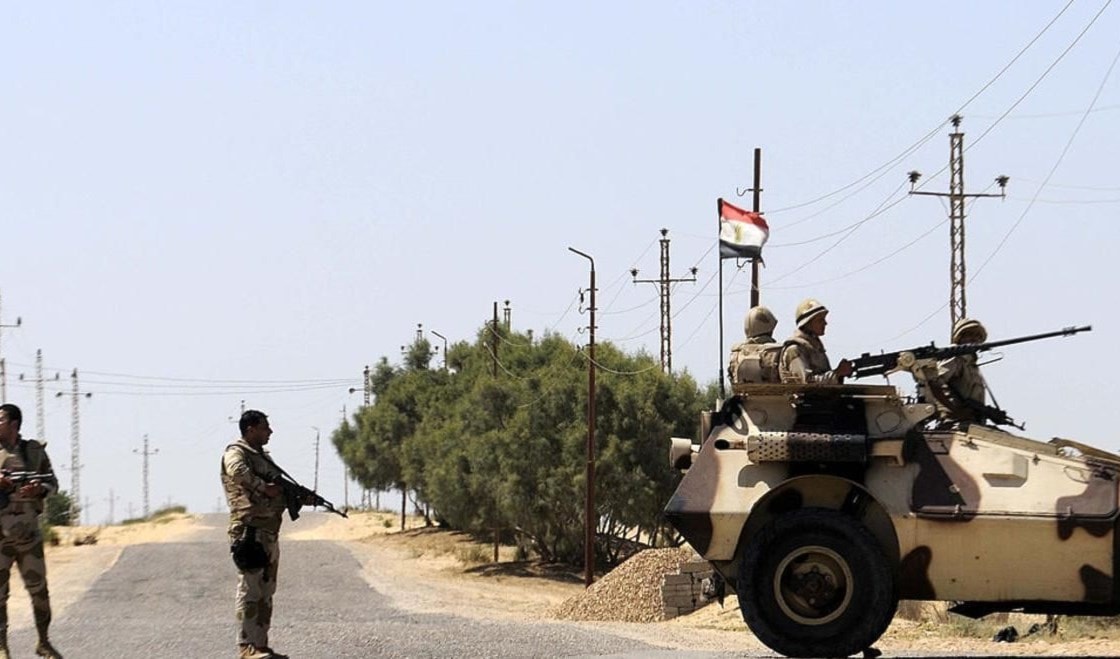 الجنود استشهدوا بعد إطلاق النار عليهم من قبل مسلحين الجنود استشهدوا بعد إطلاق النار عليهم من قبل مسلحين