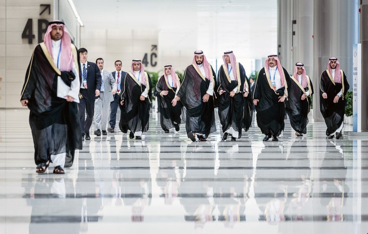 أسباب داخلية وخارجية دفعت بن سلمان إلى تهميش هيئة "الأمر بالمعروف والنهي عن المنكر". أسباب داخلية وخارجية دفعت بن سلمان إلى تهميش هيئة "الأمر بالمعروف والنهي عن المنكر".