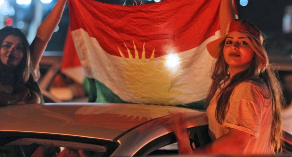 استفتاء الشعب لمعرفة رأيه في تقرير مصيره هو آلية تعتمدها الأمم المتحدة للحدّ من النزاعات المسلحة استفتاء الشعب لمعرفة رأيه في تقرير مصيره هو آلية تعتمدها الأمم المتحدة للحدّ من النزاعات المسلحة