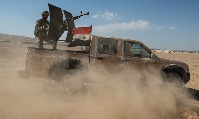 سيطر الجيش السوري على أكثرية حي الصناعة في دير الزور سيطر الجيش السوري على أكثرية حي الصناعة في دير الزور