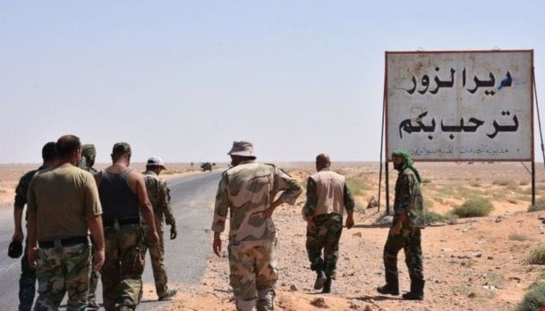 مصادر أهلية: فرار مجموعات جديدة من داعش بريف دير الزور الجنوبي الشرقي مصادر أهلية: فرار مجموعات جديدة من داعش بريف دير الزور الجنوبي الشرقي