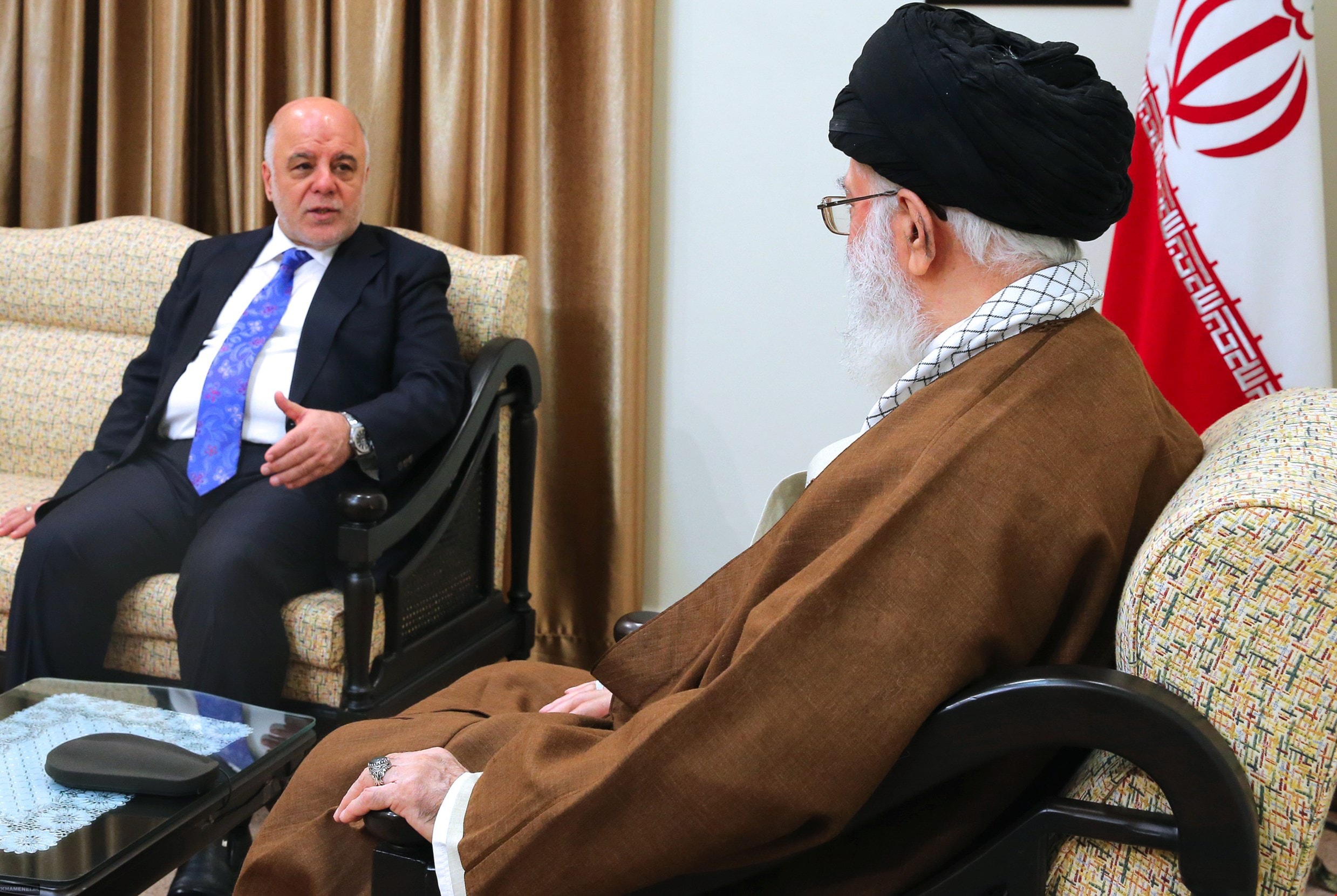 المرشد الإيراني يستقبل رئيس الوزراء العراقي في طهران المرشد الإيراني يستقبل رئيس الوزراء العراقي في طهران