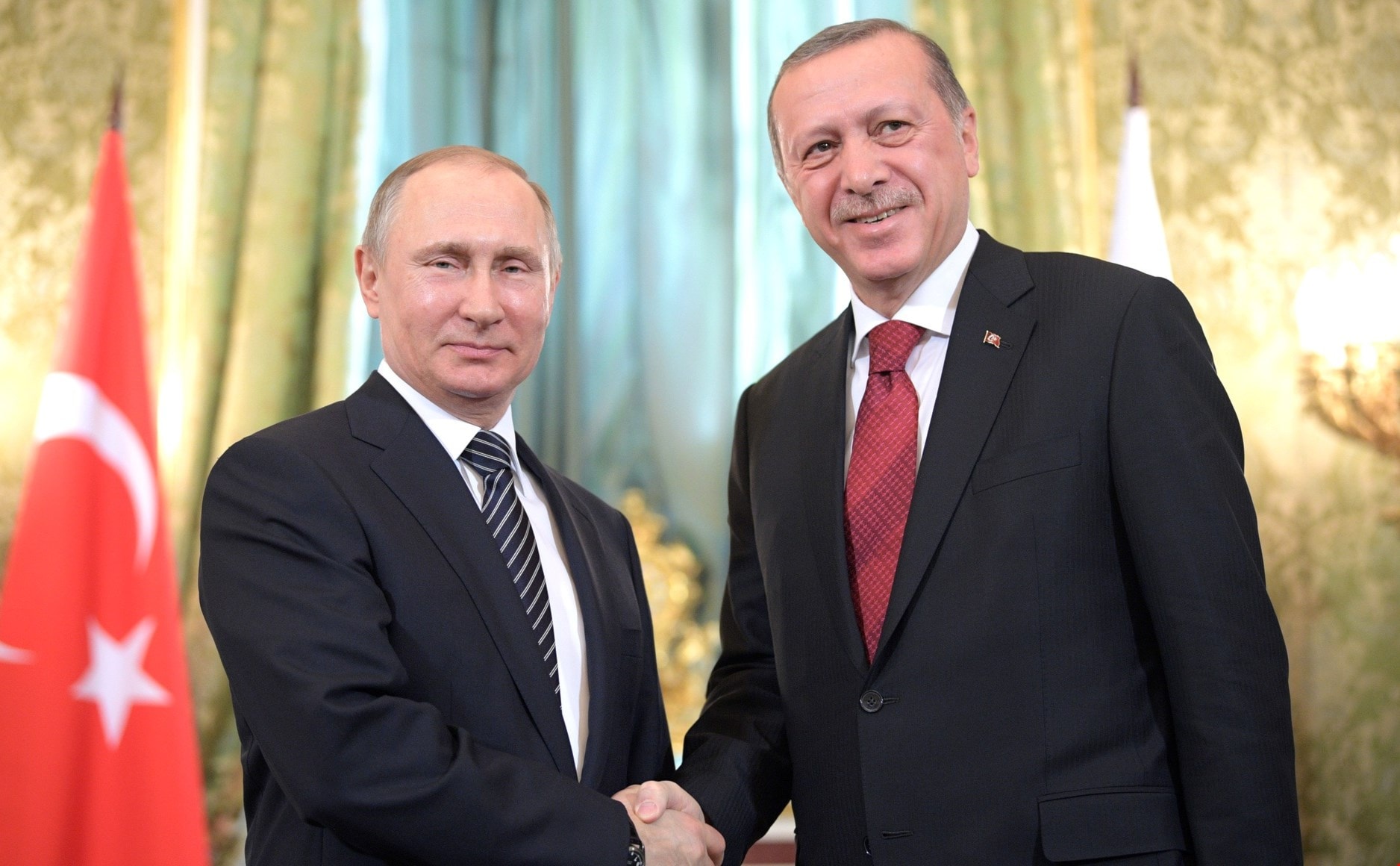 إردوغان وبوتين شددا على مكافحة الإرهاب ودفع عملية التسوية السياسية في سوريا إردوغان وبوتين شددا على مكافحة الإرهاب ودفع عملية التسوية السياسية في سوريا