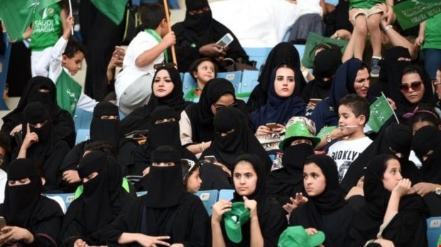 يأتي القرار بعد السماح للنساء بقيادة السيارات في المملكة يأتي القرار بعد السماح للنساء بقيادة السيارات في المملكة