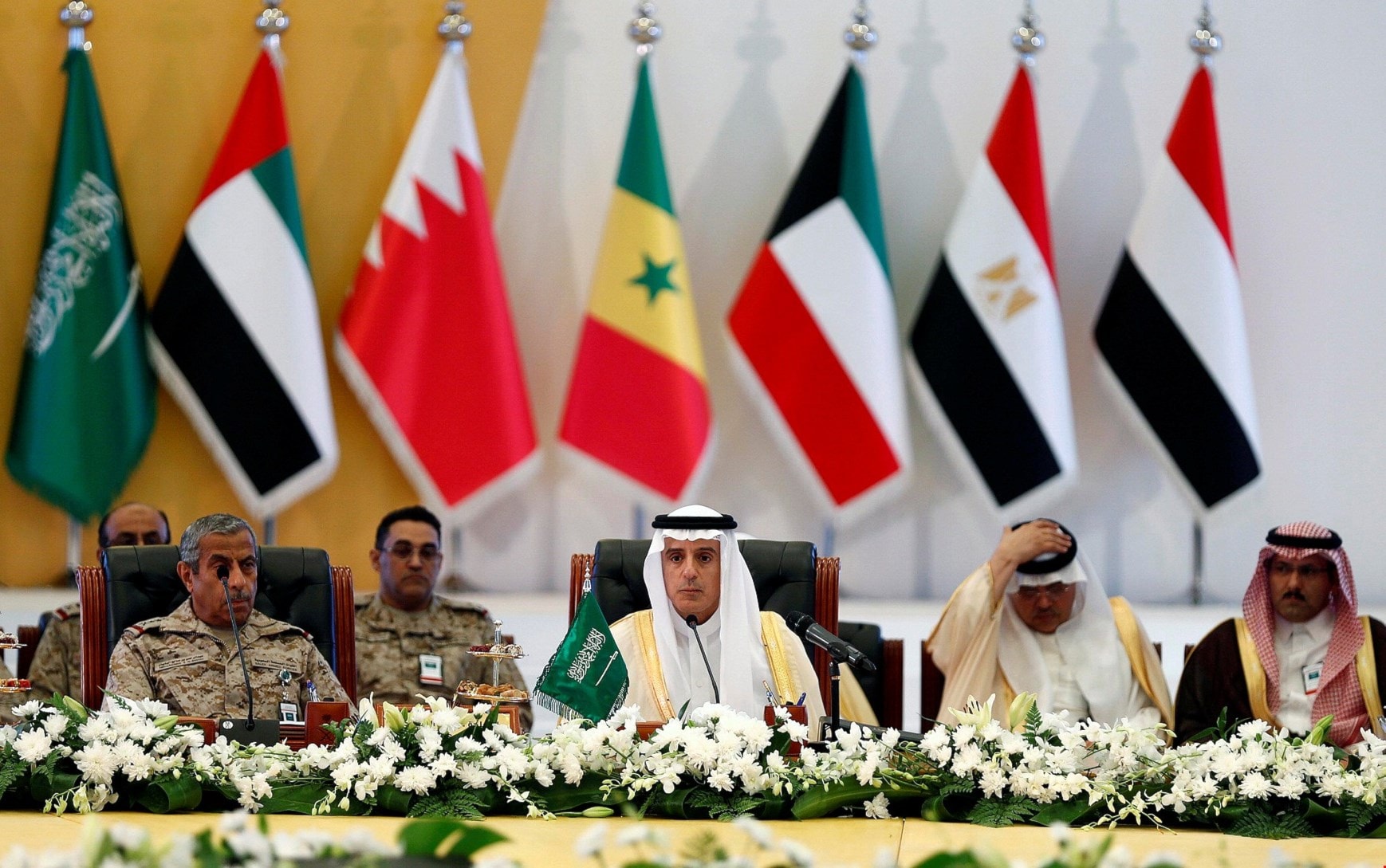 الخارجية الإيرانية تطالب التحالف بالكف عن الادعاءات الكاذبة والاعتذار من الشعب اليمني الخارجية الإيرانية تطالب التحالف بالكف عن الادعاءات الكاذبة والاعتذار من الشعب اليمني