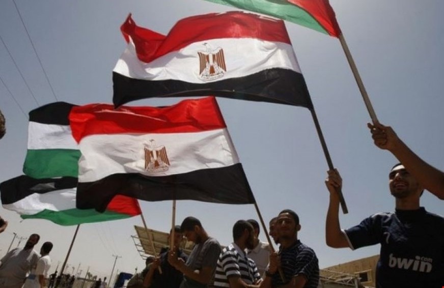 من شروط "صفقة القرن": توطين الفلسطينيين في سيناء! من شروط "صفقة القرن": توطين الفلسطينيين في سيناء!