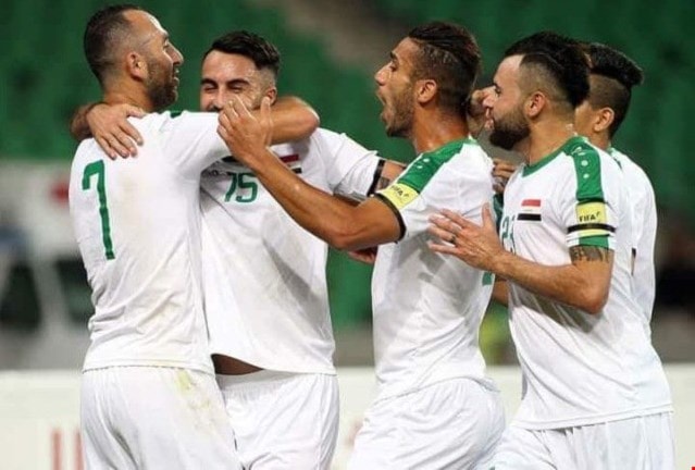 فرحة كينية بأحد الهدفين فرحة كينية بأحد الهدفين