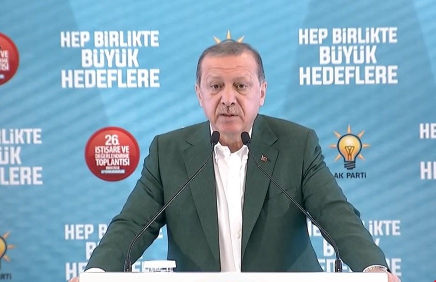 إردوغان: لدينا اتفاق مع إيران والعراق لتشكيل آلية ثلاثية بيننا لمراقبة التطورات في المناطق الحدودية إردوغان: لدينا اتفاق مع إيران والعراق لتشكيل آلية ثلاثية بيننا لمراقبة التطورات في المناطق الحدودية