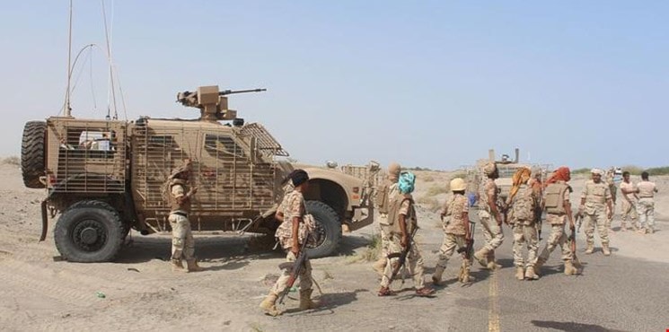 الجيش اليمني واللجان يصدّون عملية زحف لقوات الرئيس هادي والتحالف في مديرية المصلوب (من الأرشيف) الجيش اليمني واللجان يصدّون عملية زحف لقوات الرئيس هادي والتحالف في مديرية المصلوب (من الأرشيف)