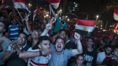 مصريون يحتفلون بالتأهل مصريون يحتفلون بالتأهل