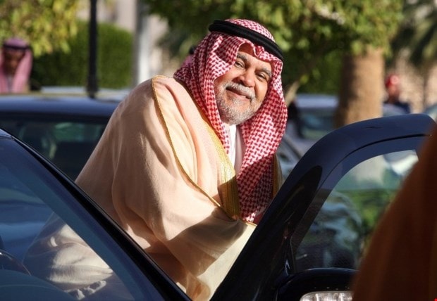 مصادر ملكية تكشف عن اعتقال الأمير بندر بن سلطان في حملة الاعتقالات الأخيرة في السعودية مصادر ملكية تكشف عن اعتقال الأمير بندر بن سلطان في حملة الاعتقالات الأخيرة في السعودية