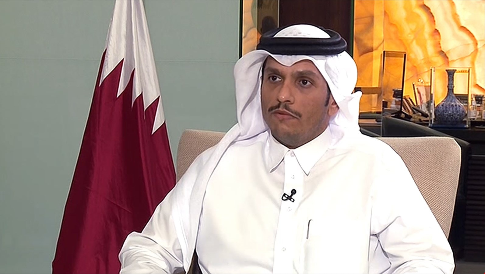 عبد الرحمن آل ثاني: قطر كانت فقط جزءاً من لعبة أكبر نراها تحدث الآن في لبنان أيضاً عبد الرحمن آل ثاني: قطر كانت فقط جزءاً من لعبة أكبر نراها تحدث الآن في لبنان أيضاً
