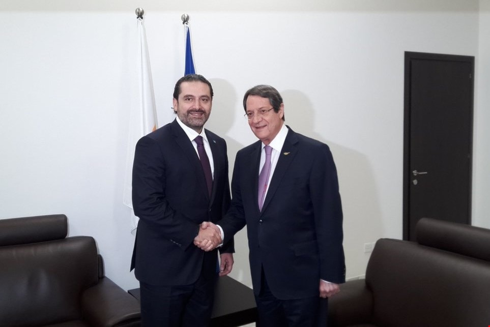 الحريري التقى بالرئيس القبرصي في مطار لارنكا لحوالي 45 دقيقة الحريري التقى بالرئيس القبرصي في مطار لارنكا لحوالي 45 دقيقة