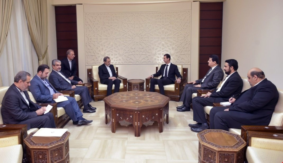 الرئيس السوري بشار الأسد يستقبل علي أكبر ولايتي المستشار الأعلى للمرشد الايراني آية الله السيد علي خامنئي الرئيس السوري بشار الأسد يستقبل علي أكبر ولايتي المستشار الأعلى للمرشد الايراني آية الله السيد علي خامنئي