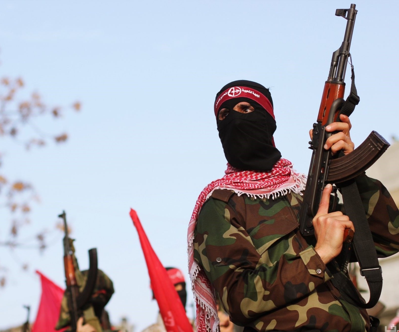 حقيقة ساطعة أن مثلّث النقاء الثوري متساوي الأضلاع بكل ماهو عظيم، فهؤلاء القادة لا يمكن تكرارهم في تاريخ الثورة الفلسطينية حقيقة ساطعة أن مثلّث النقاء الثوري متساوي الأضلاع بكل ماهو عظيم، فهؤلاء القادة لا يمكن تكرارهم في تاريخ الثورة الفلسطينية
