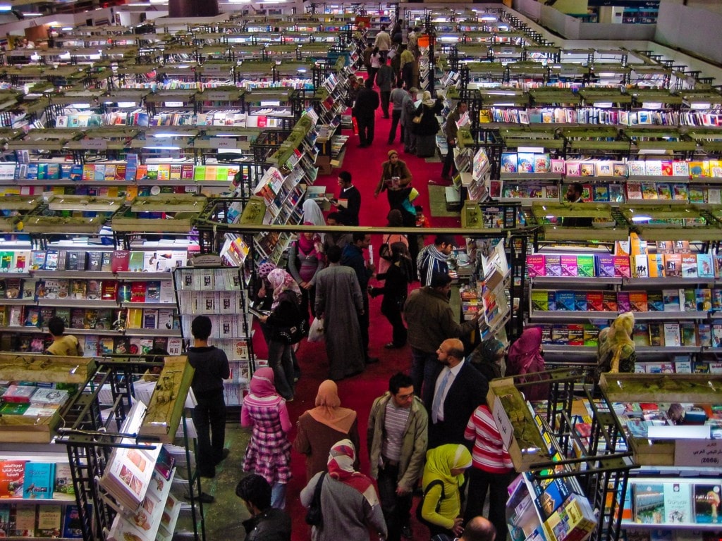 بعض انتقاءاتي تكون خاسرة في مثل المكتبات القديمة لكنني أبداً لا أستخدم أو أُجيّر هذه الخسارات لصالح ارتياد المعارض السنوية بعض انتقاءاتي تكون خاسرة في مثل المكتبات القديمة لكنني أبداً لا أستخدم أو أُجيّر هذه الخسارات لصالح ارتياد المعارض السنوية